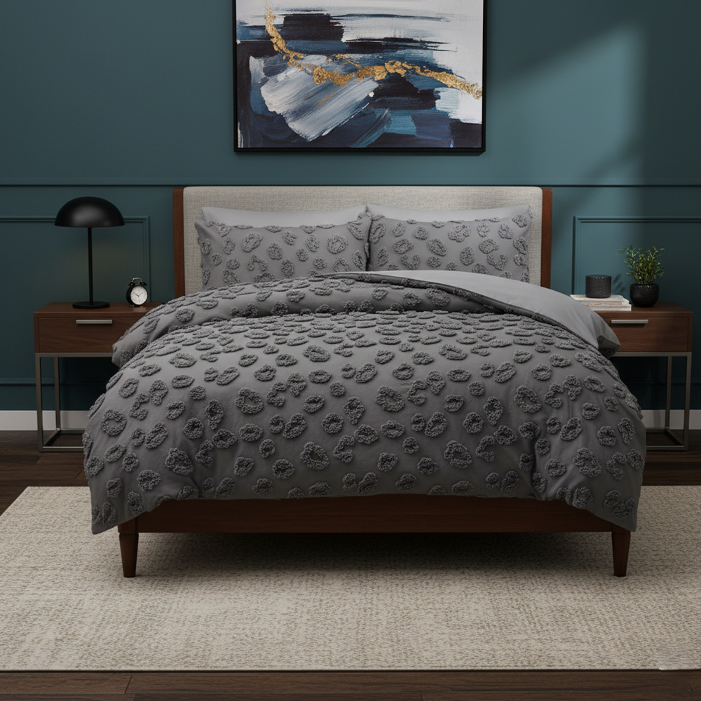 Nala Tufted Leopard Chenille Broderi Dynesett Sengesett