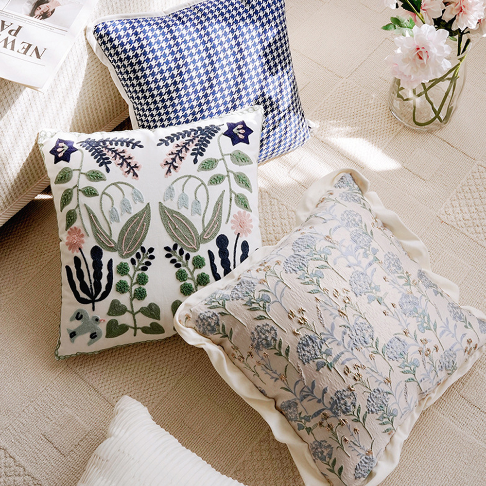 Delikat botanisk broderi pute deco pute